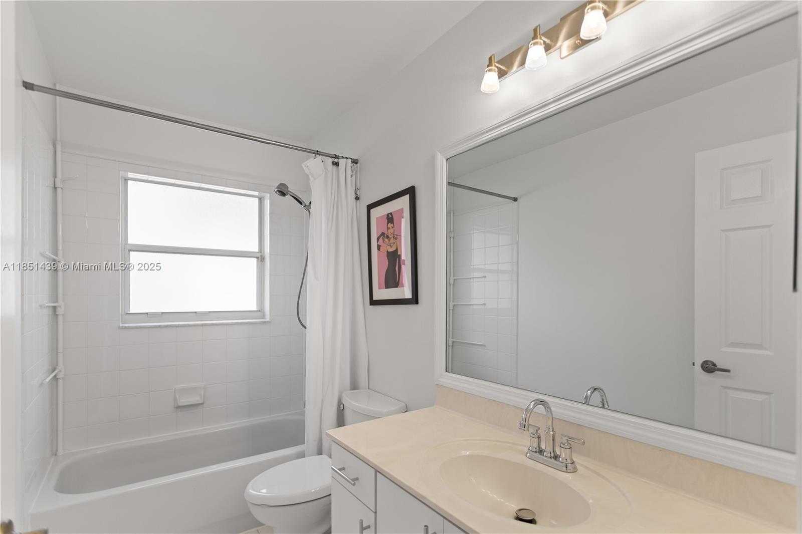 Small Image of 14321 SOUTH WEST 33RD CT, Miramar Number 39