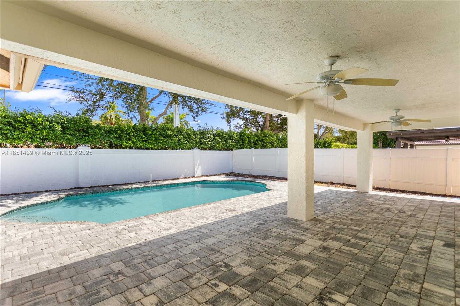 Small Image of 14321 SOUTH WEST 33RD CT, Miramar Number 41