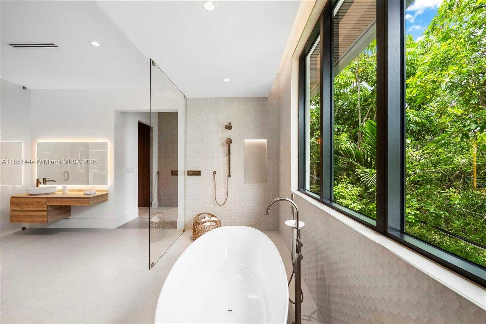 Small Image of 5230 SOUTH WEST 76TH ST, Miami Number 33