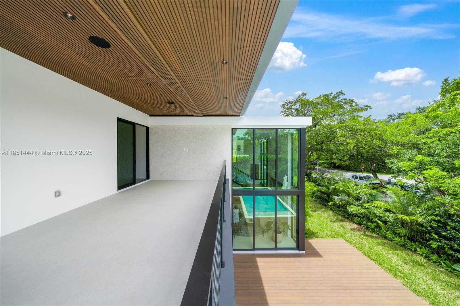 Small Image of 5230 SOUTH WEST 76TH ST, Miami Number 36
