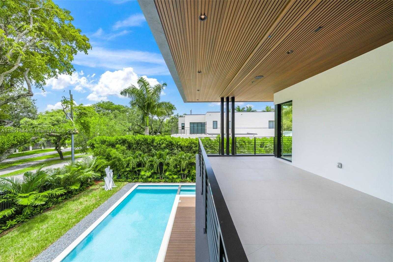Small Image of 5230 SOUTH WEST 76TH ST, Miami Number 37