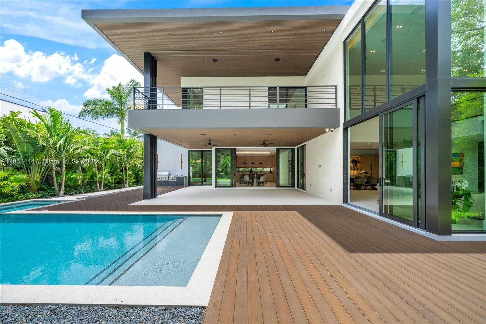 Small Image of 5230 SOUTH WEST 76TH ST, Miami Number 57