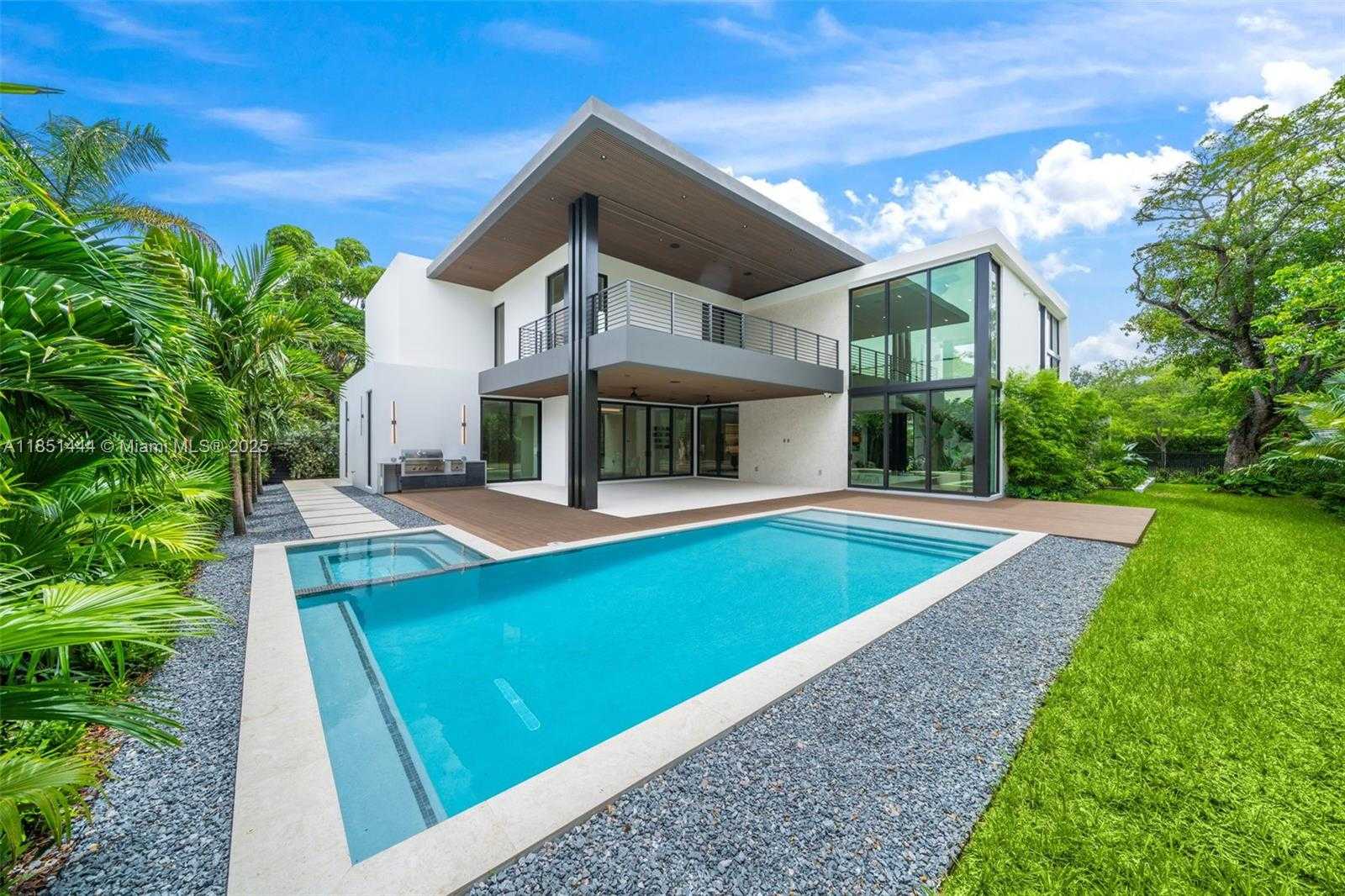 Small Image of 5230 SOUTH WEST 76TH ST, Miami Number 59