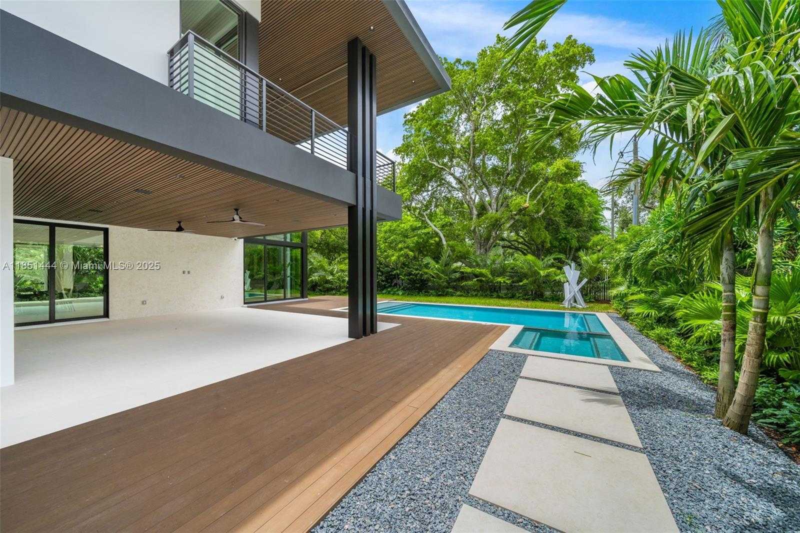 Small Image of 5230 SOUTH WEST 76TH ST, Miami Number 62