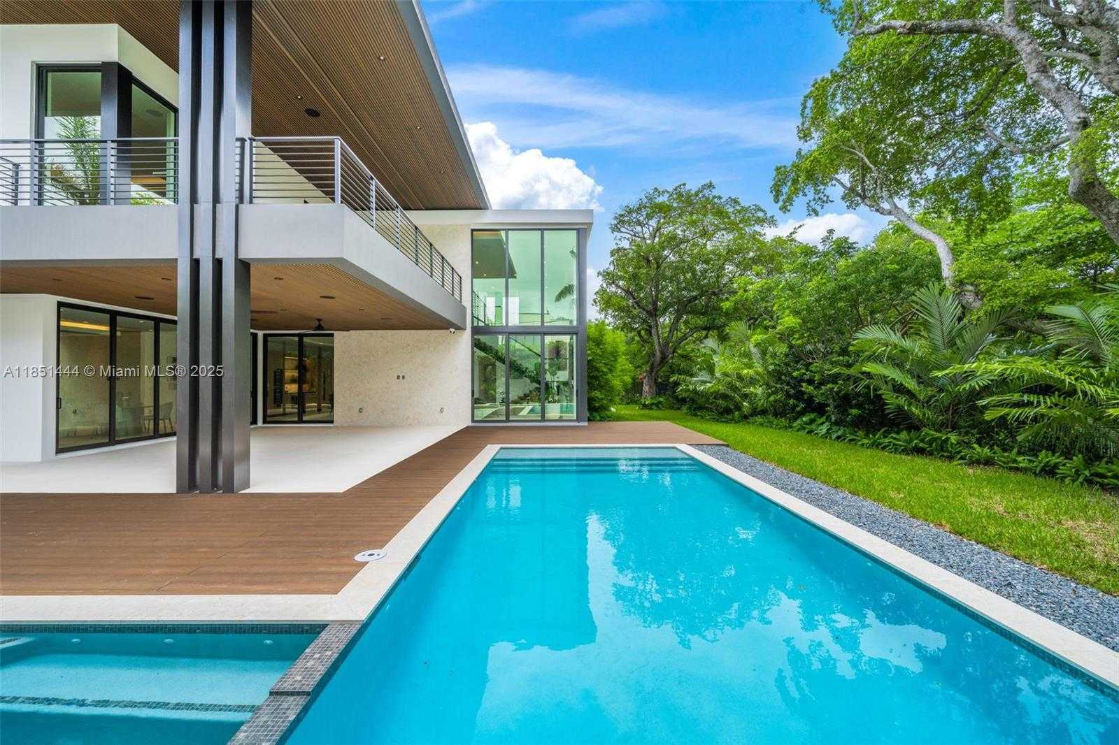 Small Image of 5230 SOUTH WEST 76TH ST, Miami Number 66