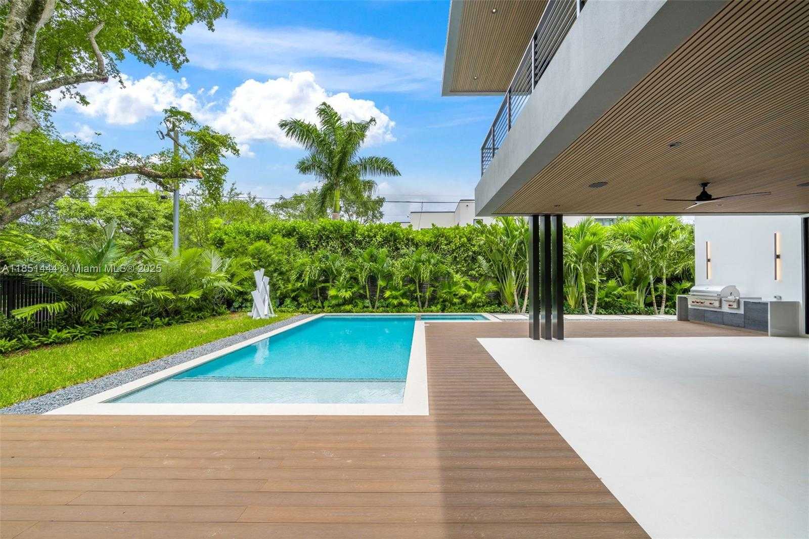 Small Image of 5230 SOUTH WEST 76TH ST, Miami Number 67