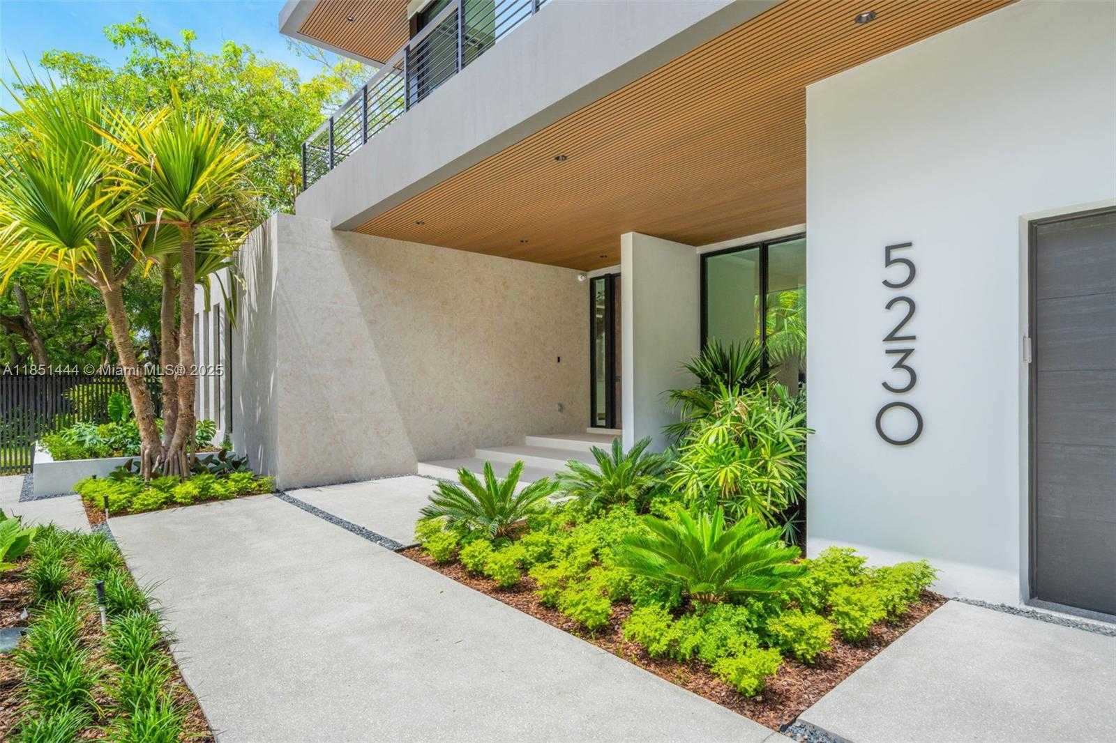 Small Image of 5230 SOUTH WEST 76TH ST, Miami Number 9