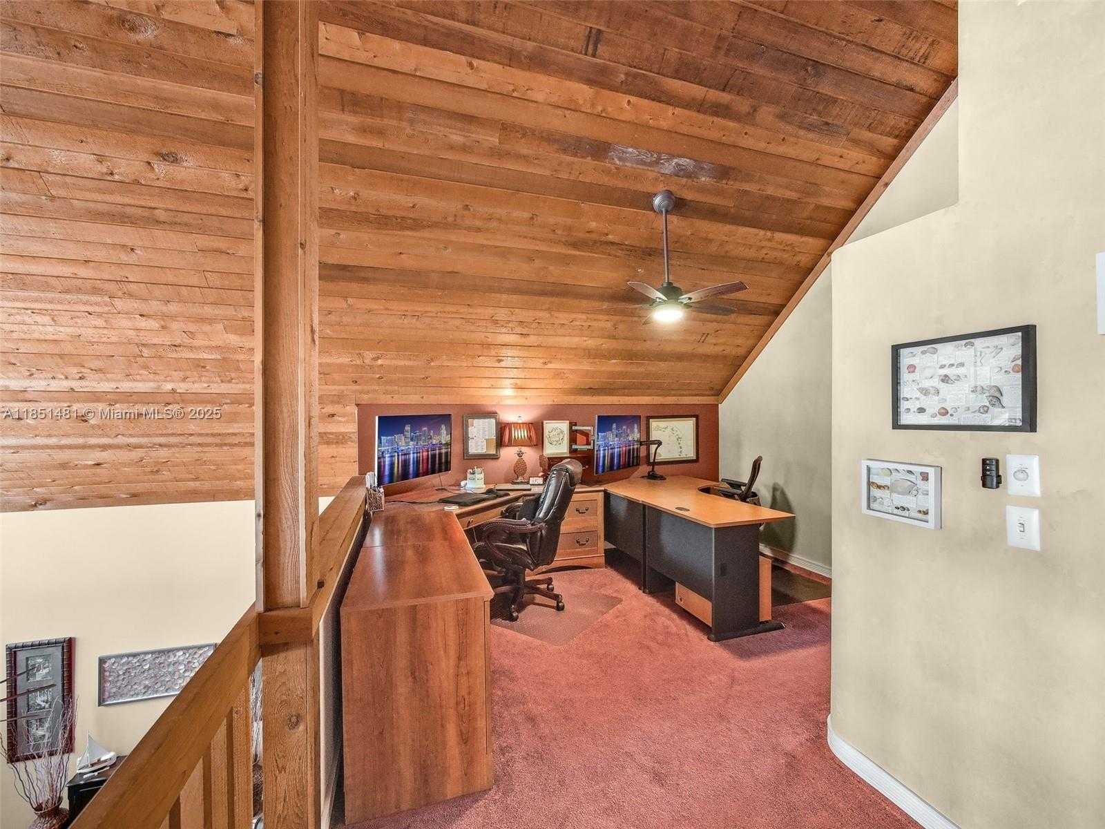 Small Image of 1338 SOUTH WEST EVERGREEN LN, Palm City Number 14