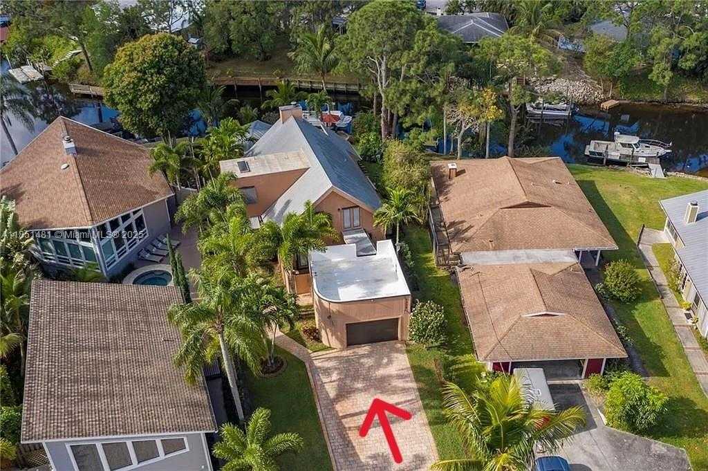 Small Image of 1338 SOUTH WEST EVERGREEN LN, Palm City Number 17