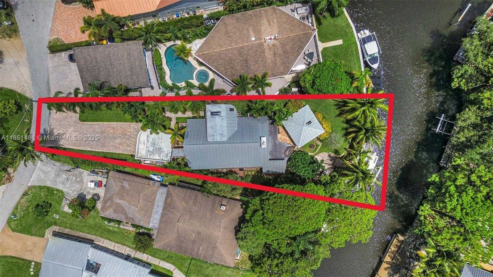 Small Image of 1338 SOUTH WEST EVERGREEN LN, Palm City Number 18