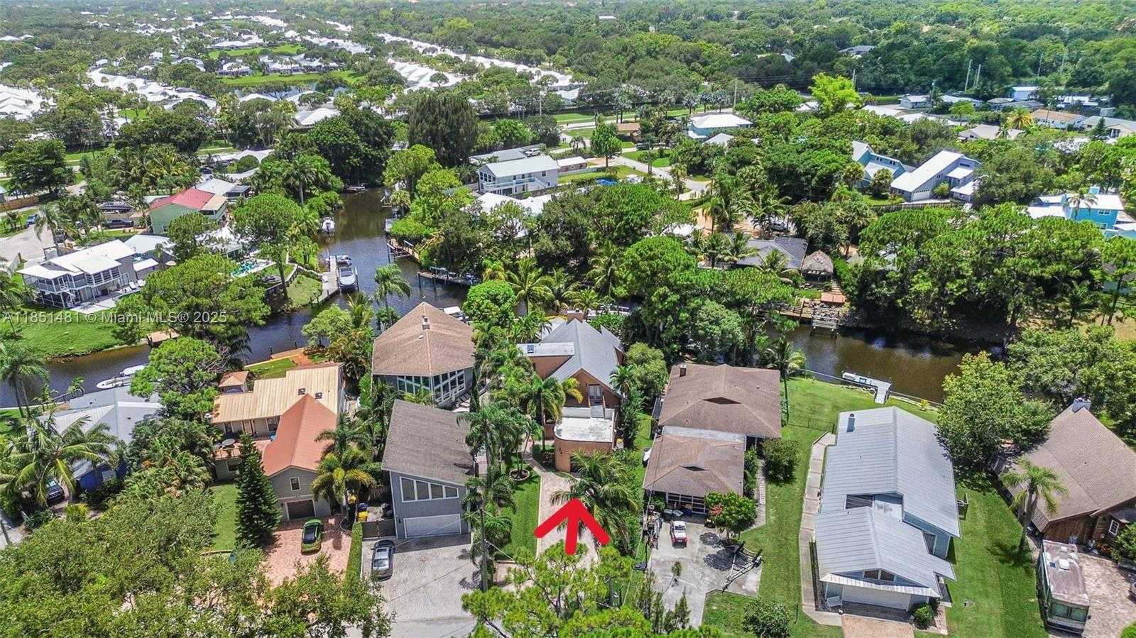 Small Image of 1338 SOUTH WEST EVERGREEN LN, Palm City Number 19