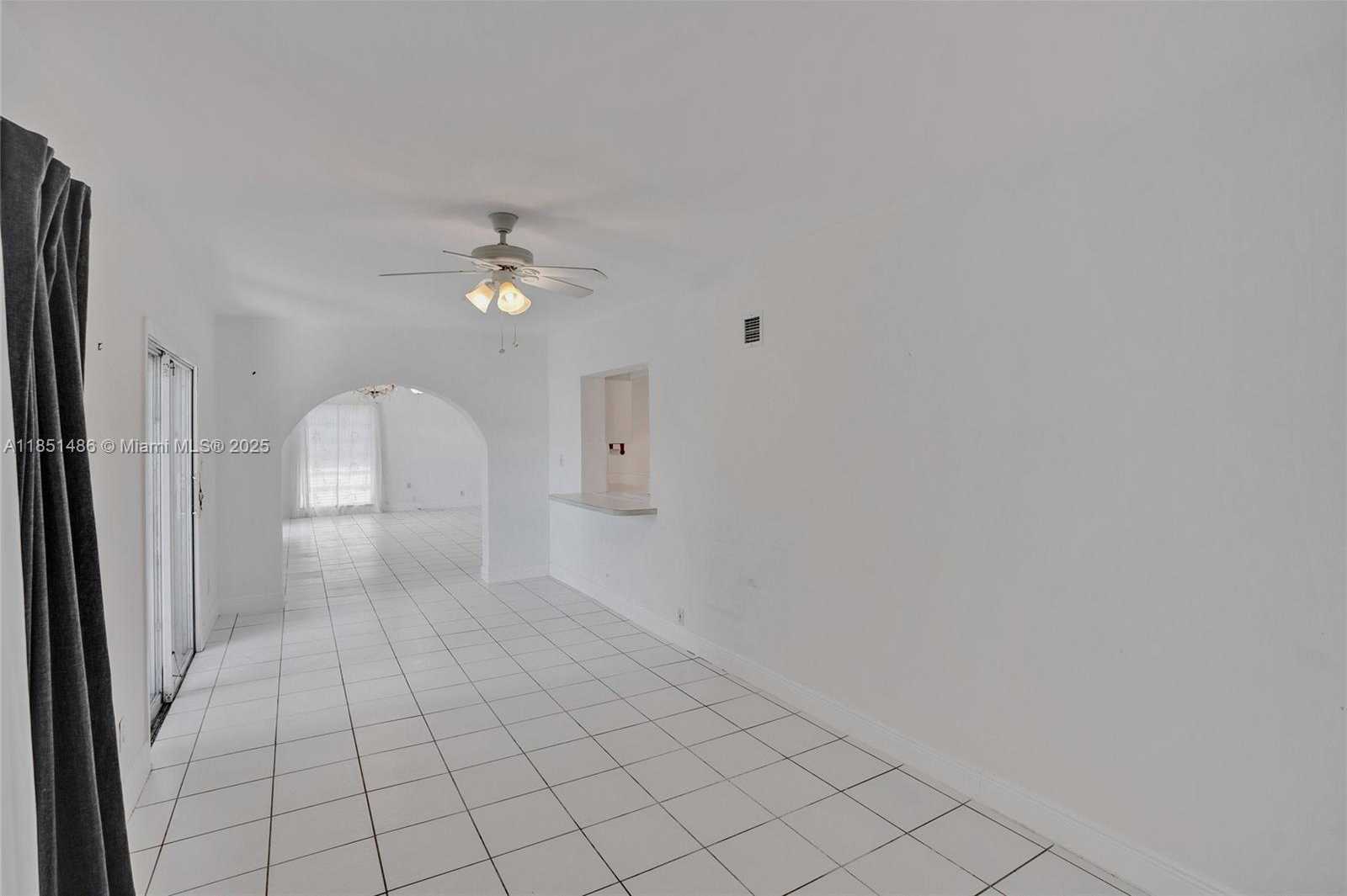 Small Image of 7200 EAST TROPICAL WAY, Plantation Number 22