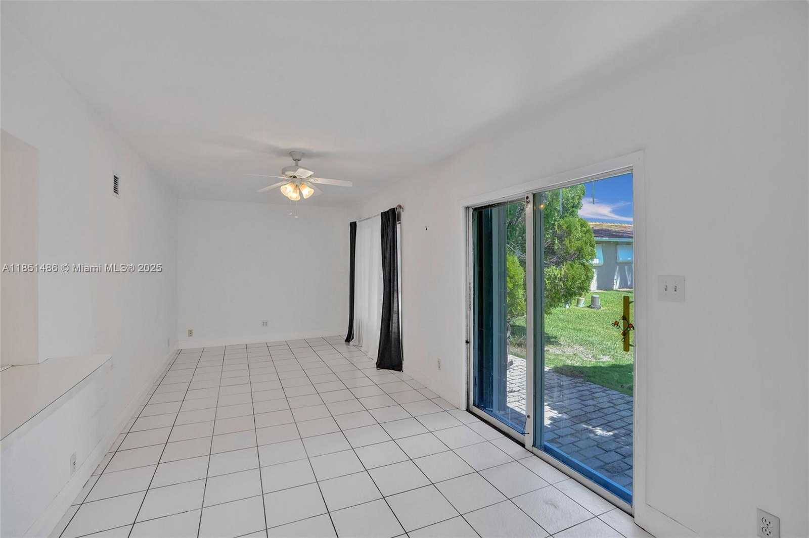 Small Image of 7200 EAST TROPICAL WAY, Plantation Number 24
