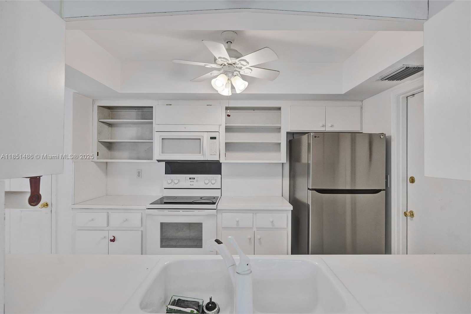 Small Image of 7200 EAST TROPICAL WAY, Plantation Number 26