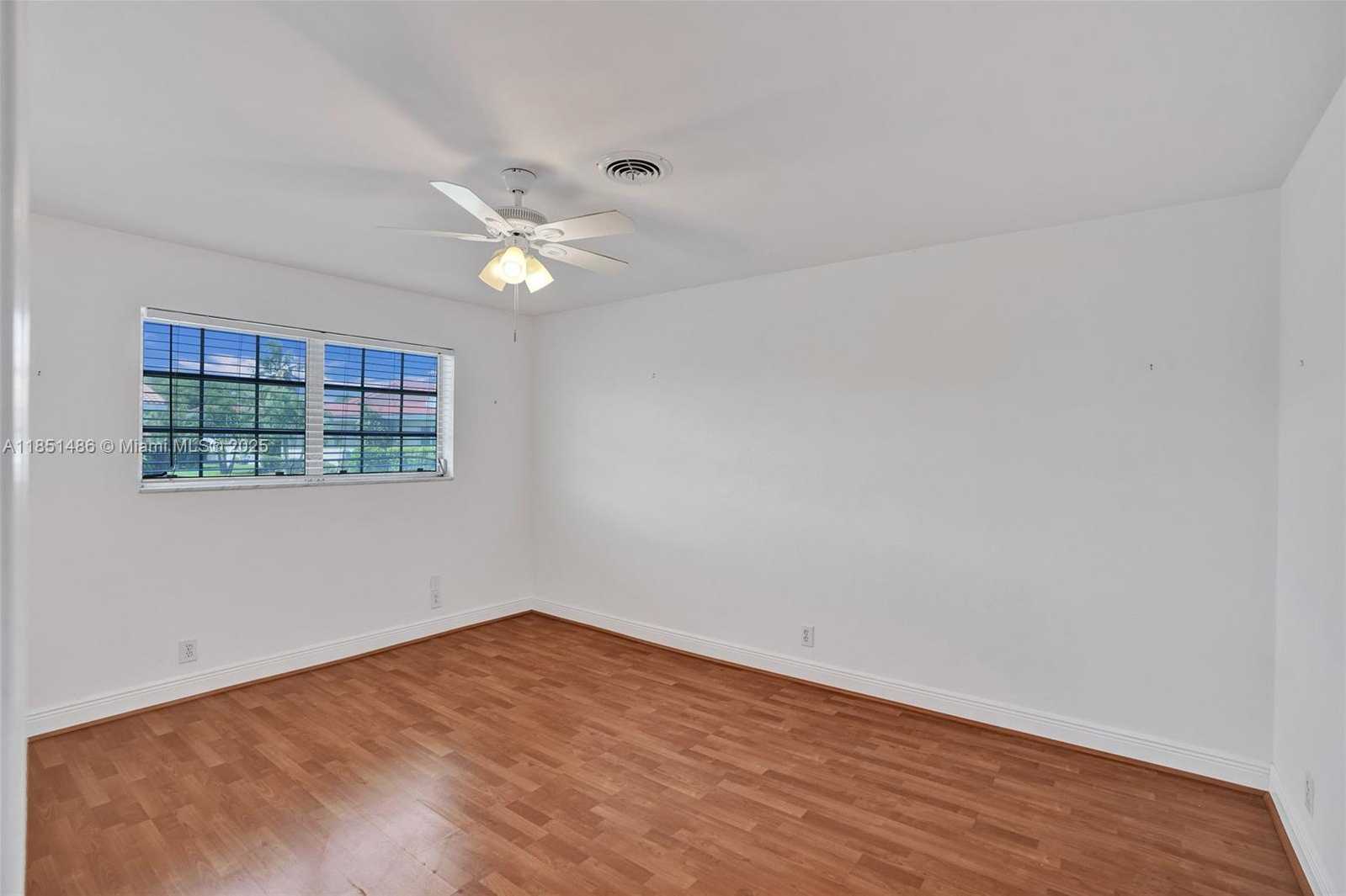 Small Image of 7200 EAST TROPICAL WAY, Plantation Number 40