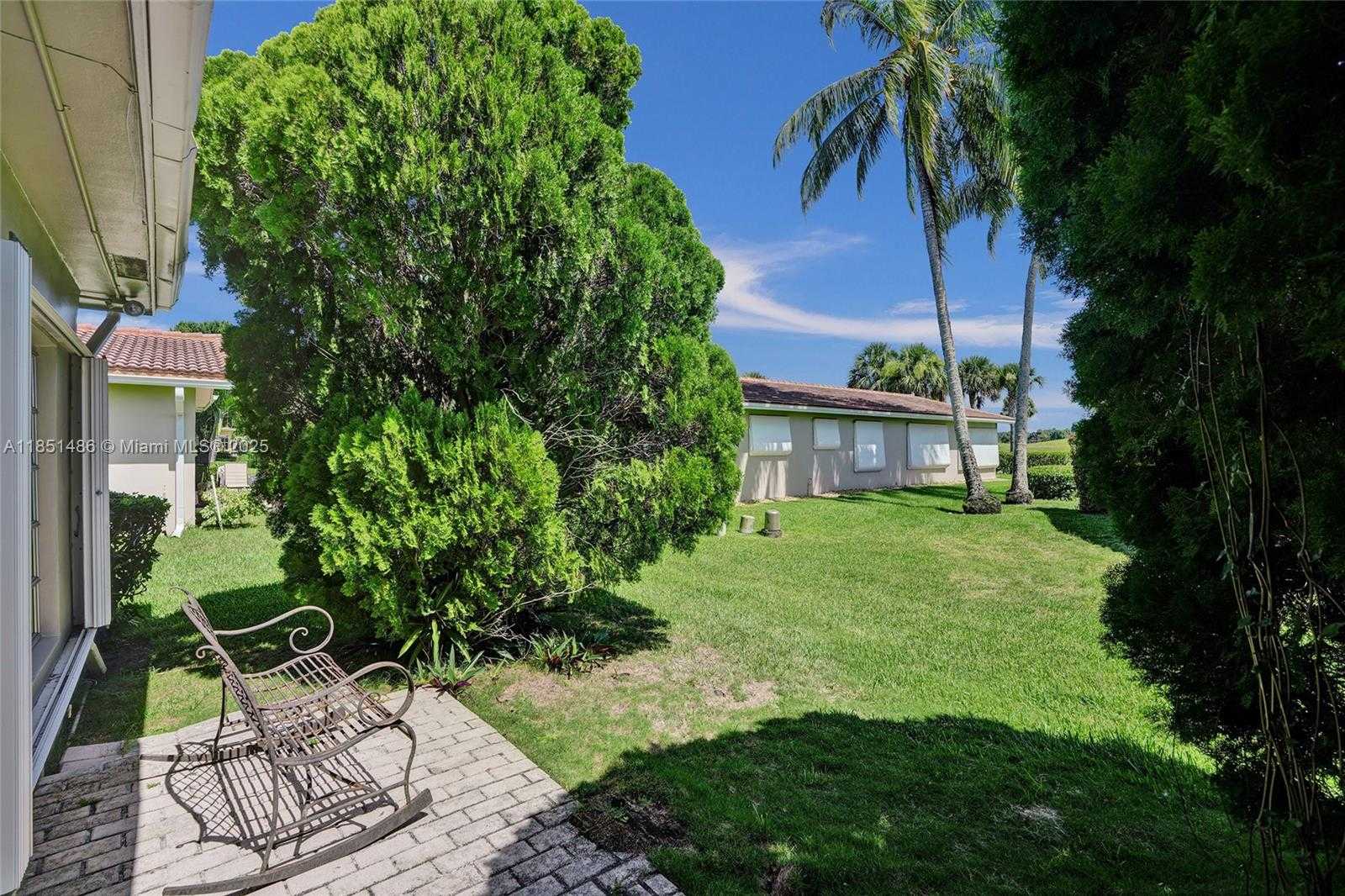 Small Image of 7200 EAST TROPICAL WAY, Plantation Number 9