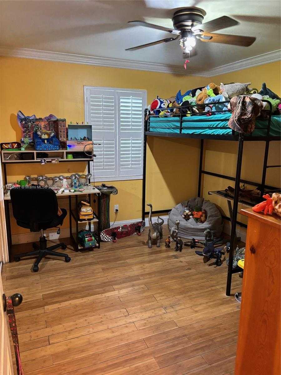 Small Image of 13761 SOUTH WEST 37TH CT, Davie Number 7