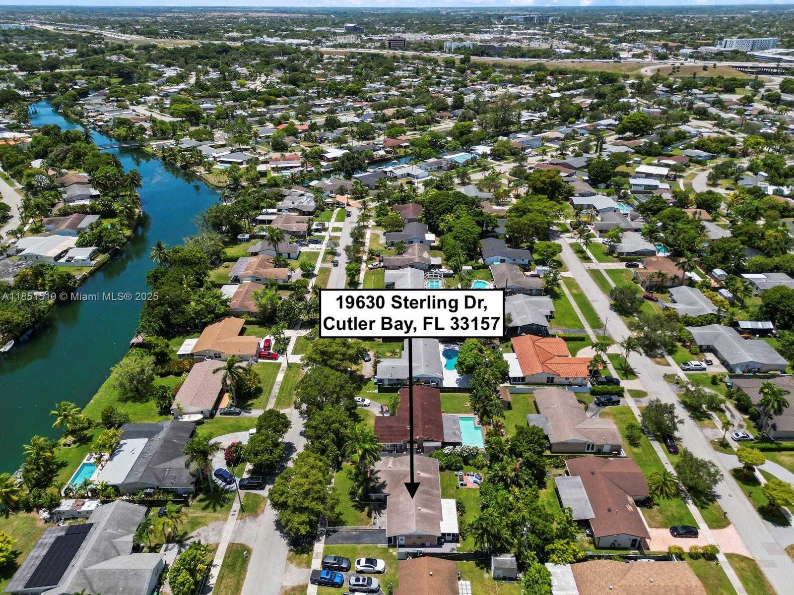Small Image of 19630 STERLING DR, Cutler Bay Number 28
