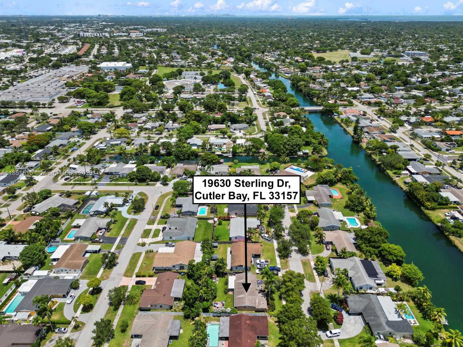 Small Image of 19630 STERLING DR, Cutler Bay Number 29
