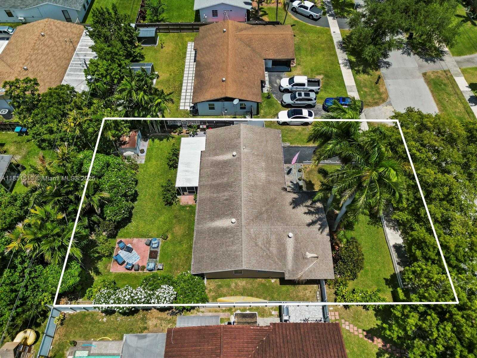 Small Image of 19630 STERLING DR, Cutler Bay Number 30
