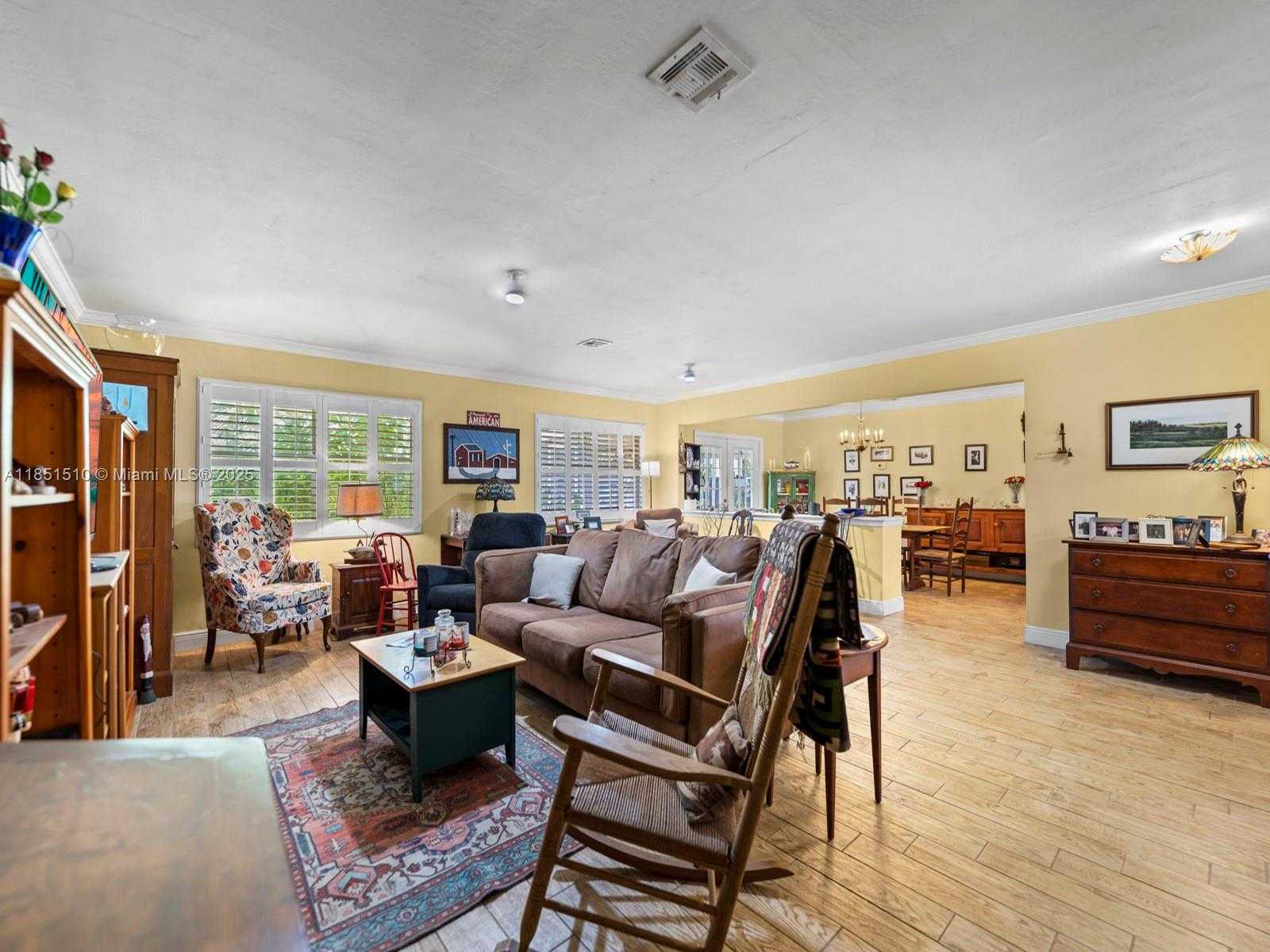 Small Image of 19630 STERLING DR, Cutler Bay Number 4