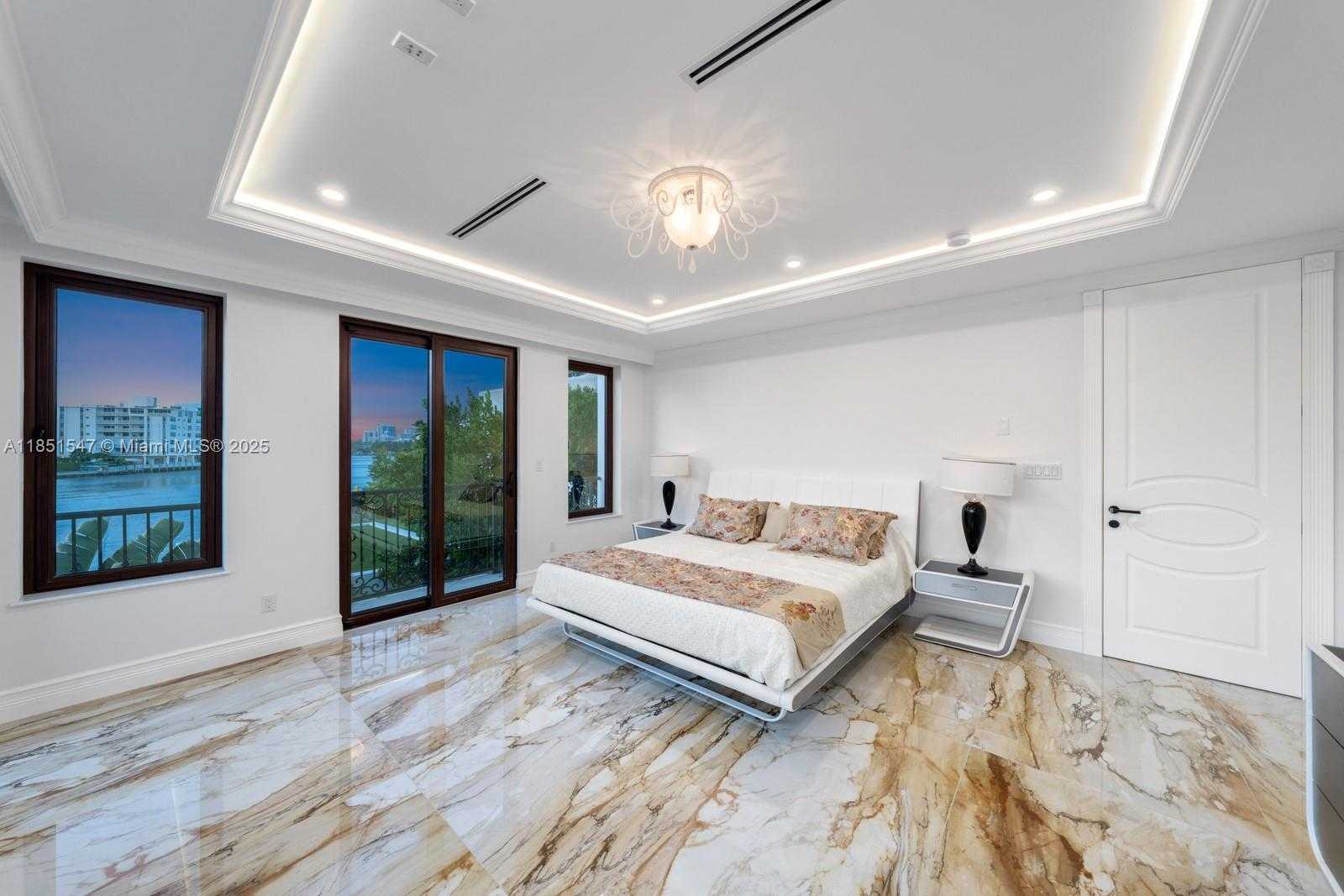 Small Image of 919 92ND ST, Surfside Number 28