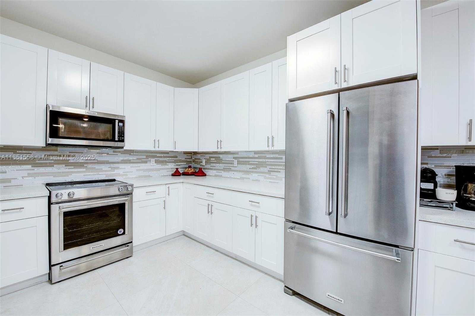 Small Image of 9220 SOUTH WEST 170TH ST, Palmetto Bay Number 14