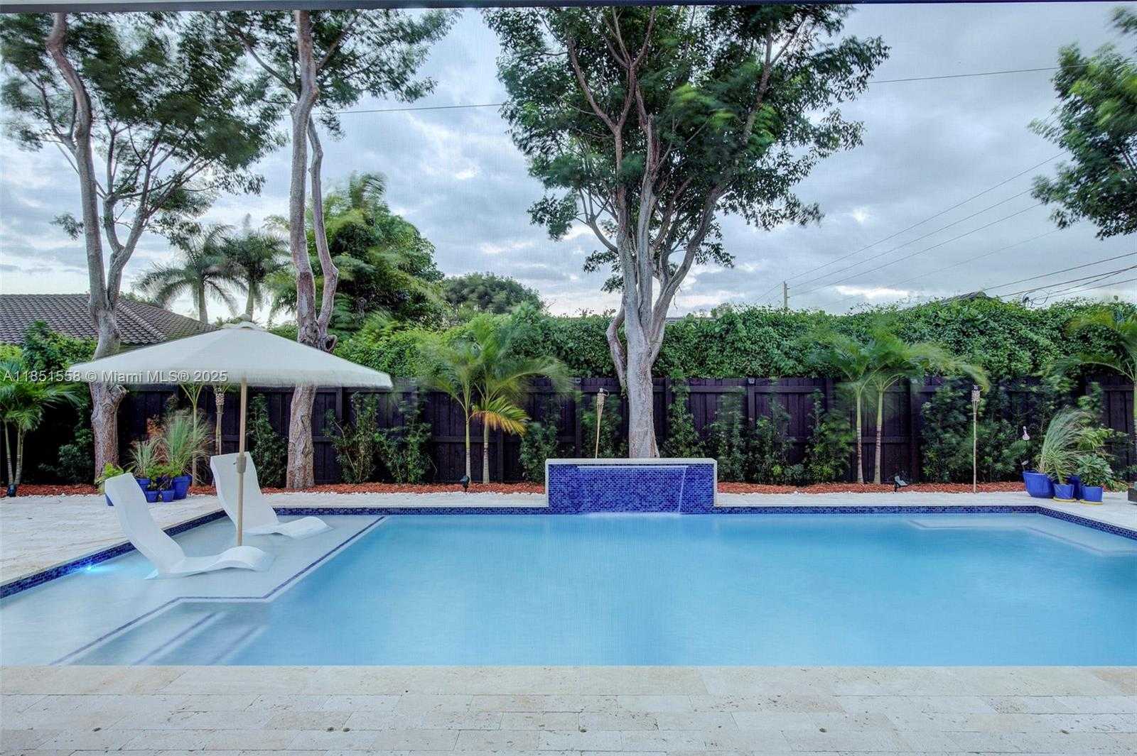 Small Image of 9220 SOUTH WEST 170TH ST, Palmetto Bay Number 28