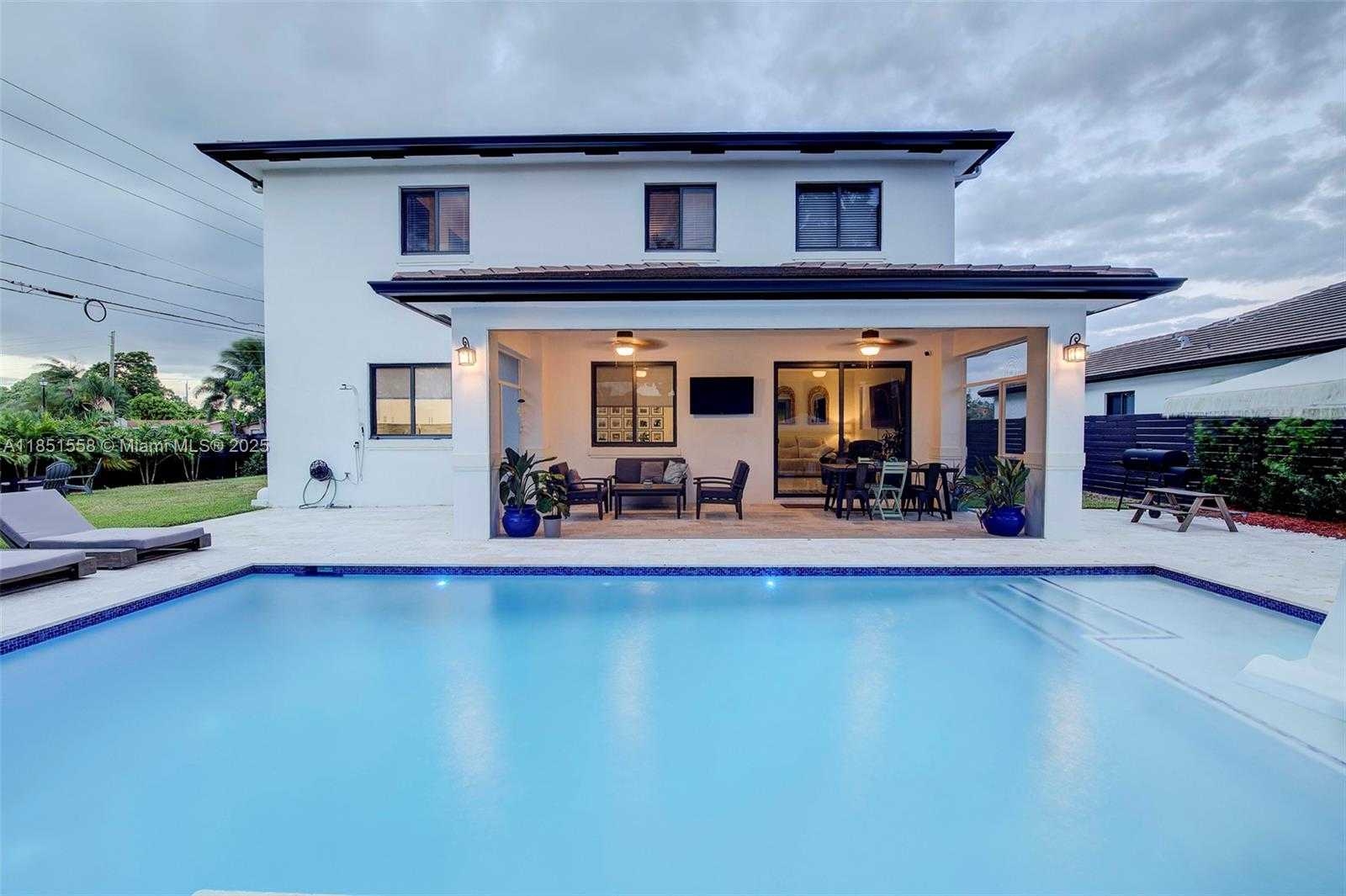 Small Image of 9220 SOUTH WEST 170TH ST, Palmetto Bay Number 32