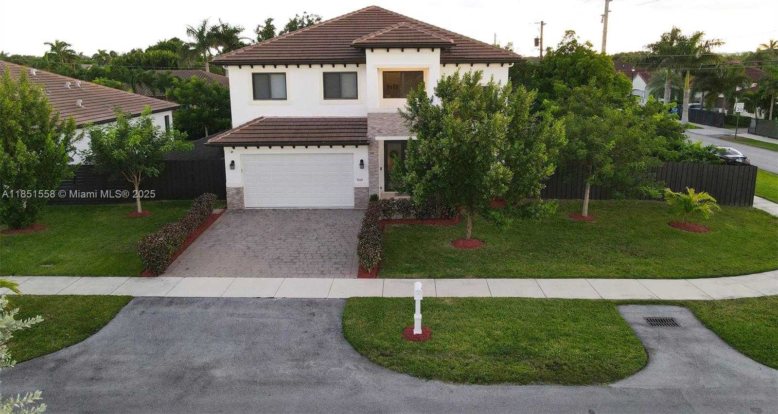 Small Image of 9220 SOUTH WEST 170TH ST, Palmetto Bay Number 35
