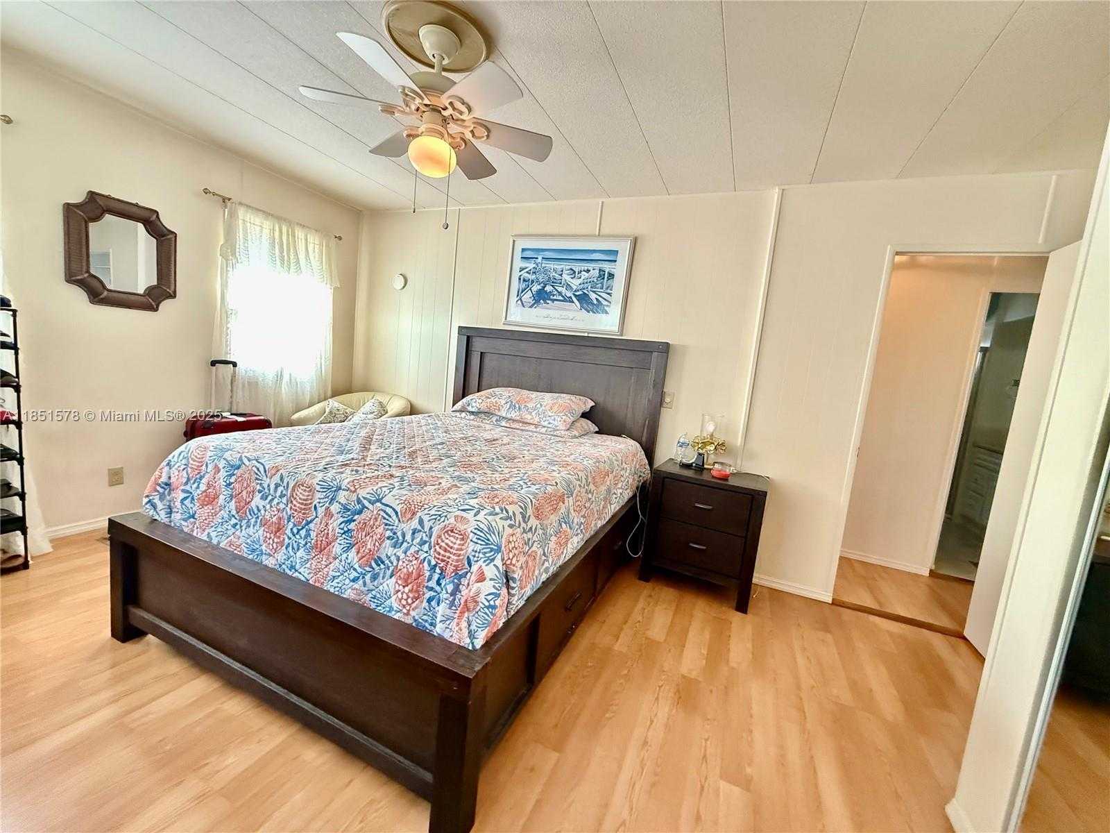 Small Image of 1920 SOUTH WEST 84TH AVE, Davie Number 12