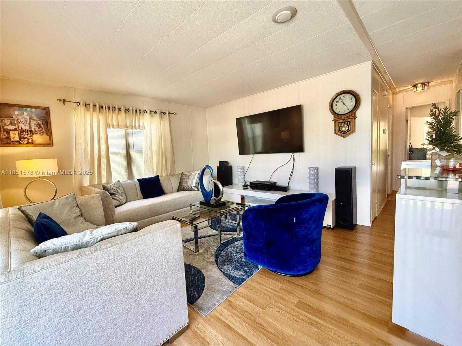 Small Image of 1920 SOUTH WEST 84TH AVE, Davie Number 4
