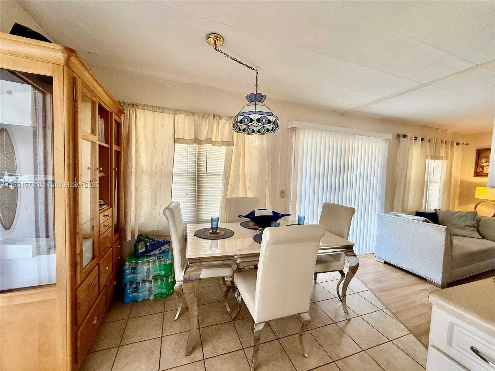 Small Image of 1920 SOUTH WEST 84TH AVE, Davie Number 7