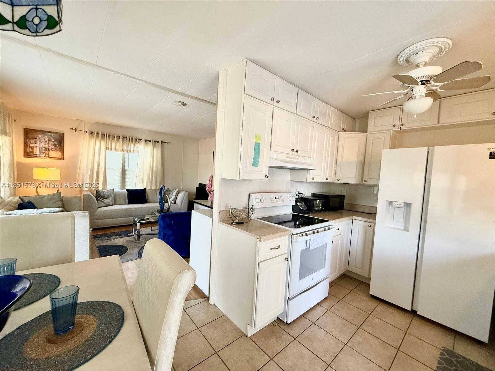 Small Image of 1920 SOUTH WEST 84TH AVE, Davie Number 8