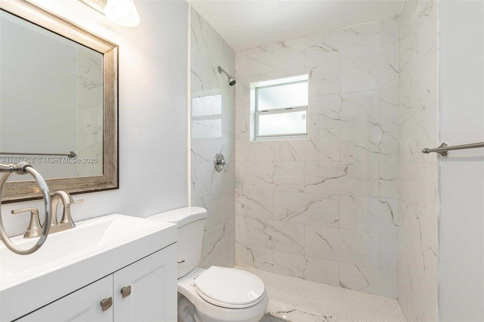 Small Image of 5615 SIMMS ST, Hollywood Number 11