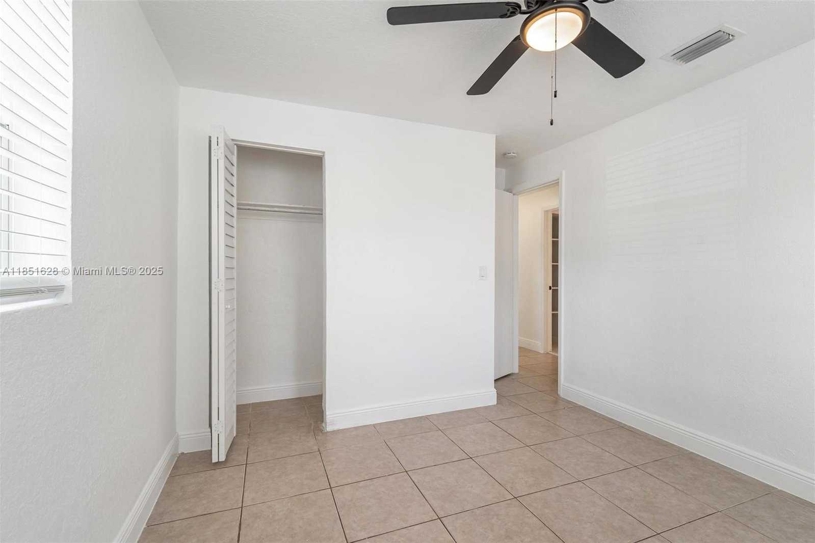 Small Image of 5615 SIMMS ST, Hollywood Number 9