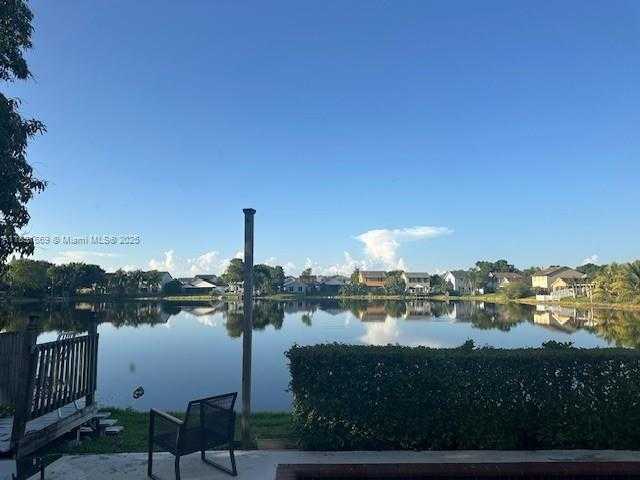 Small Image of 10000 SOUTH WEST 9TH CT, Pembroke Pines Number 7