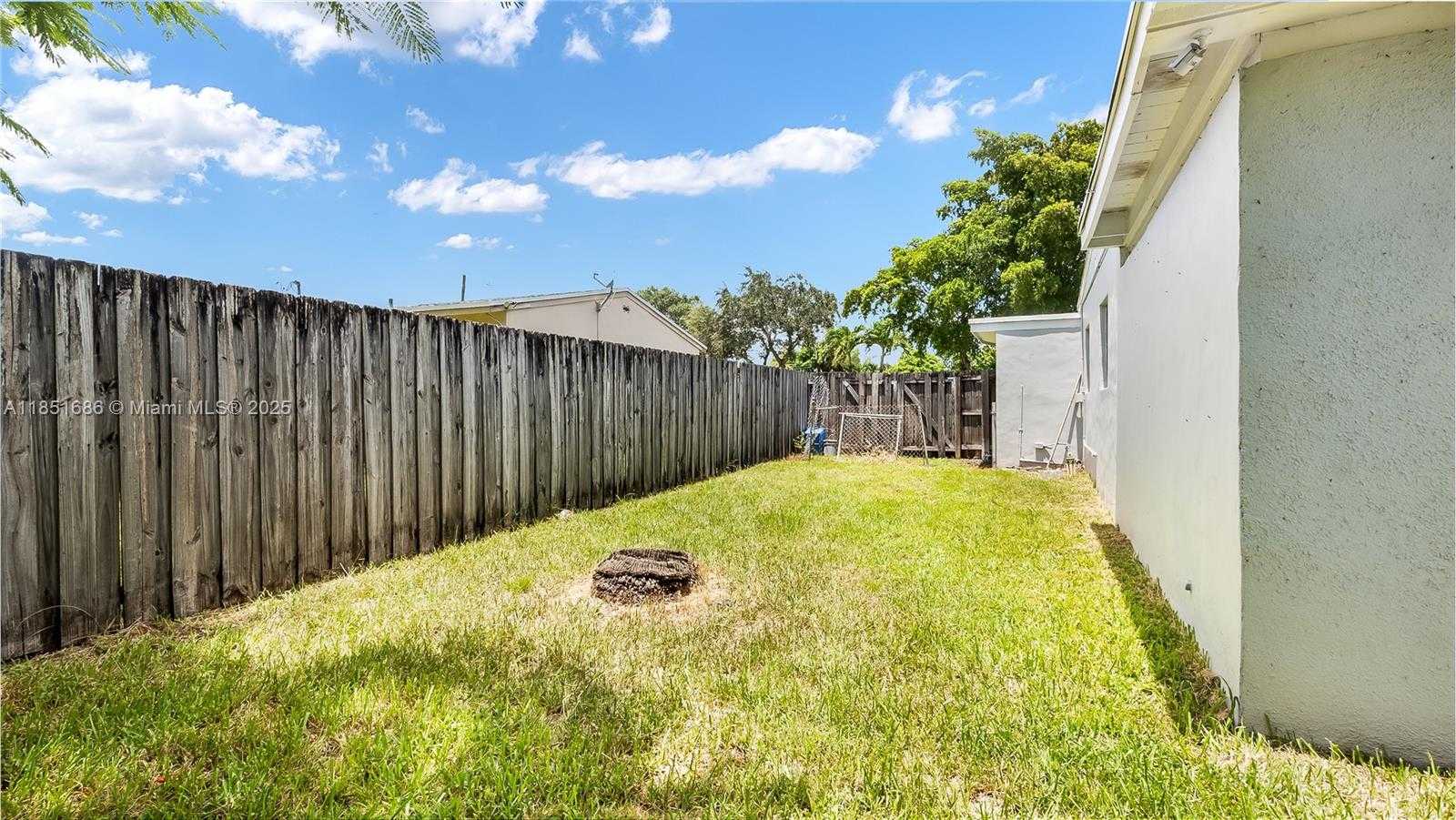 Small Image of 6528 SOUTH WEST 26TH ST, Miramar Number 28