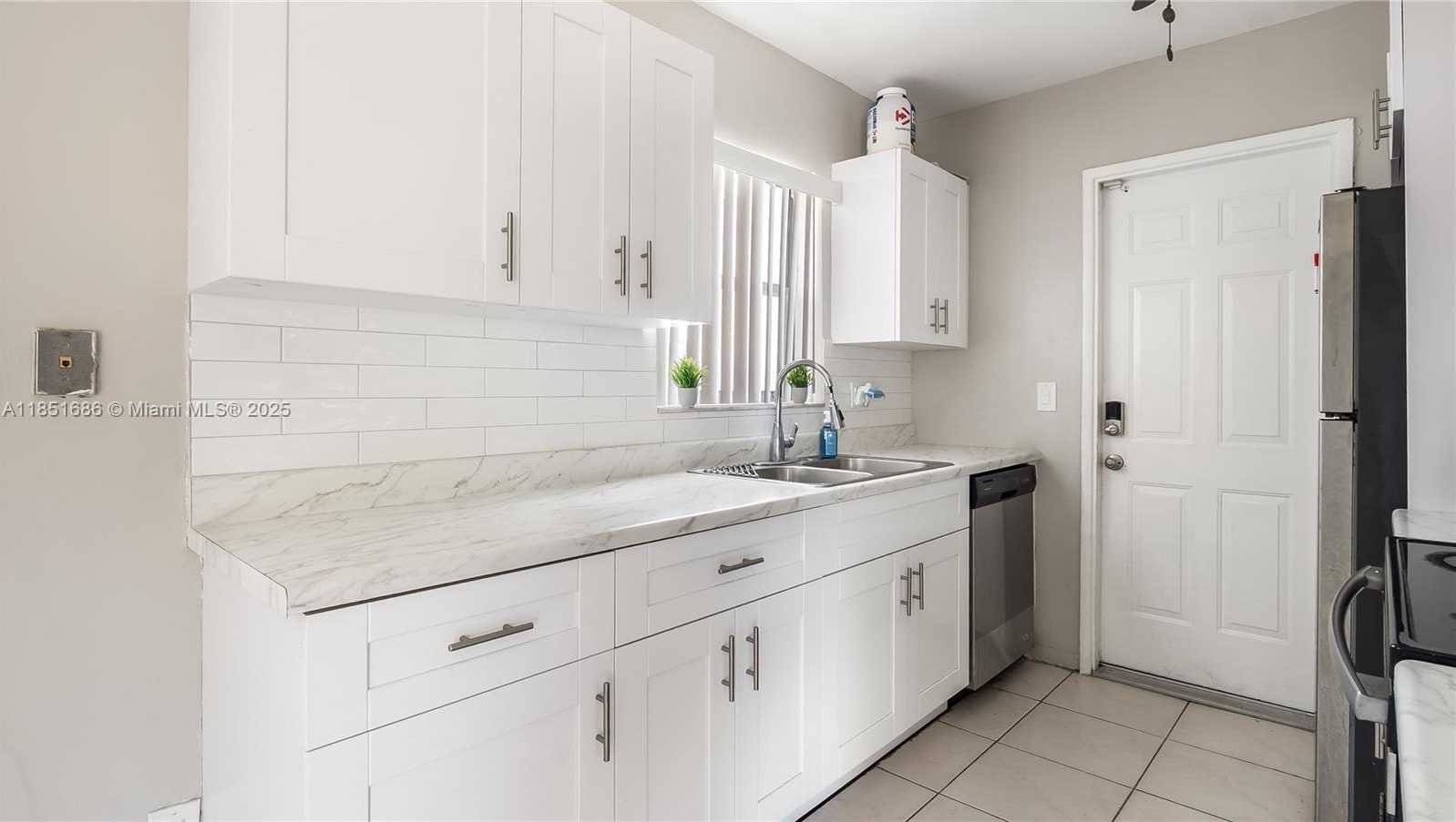 Small Image of 6528 SOUTH WEST 26TH ST, Miramar Number 8