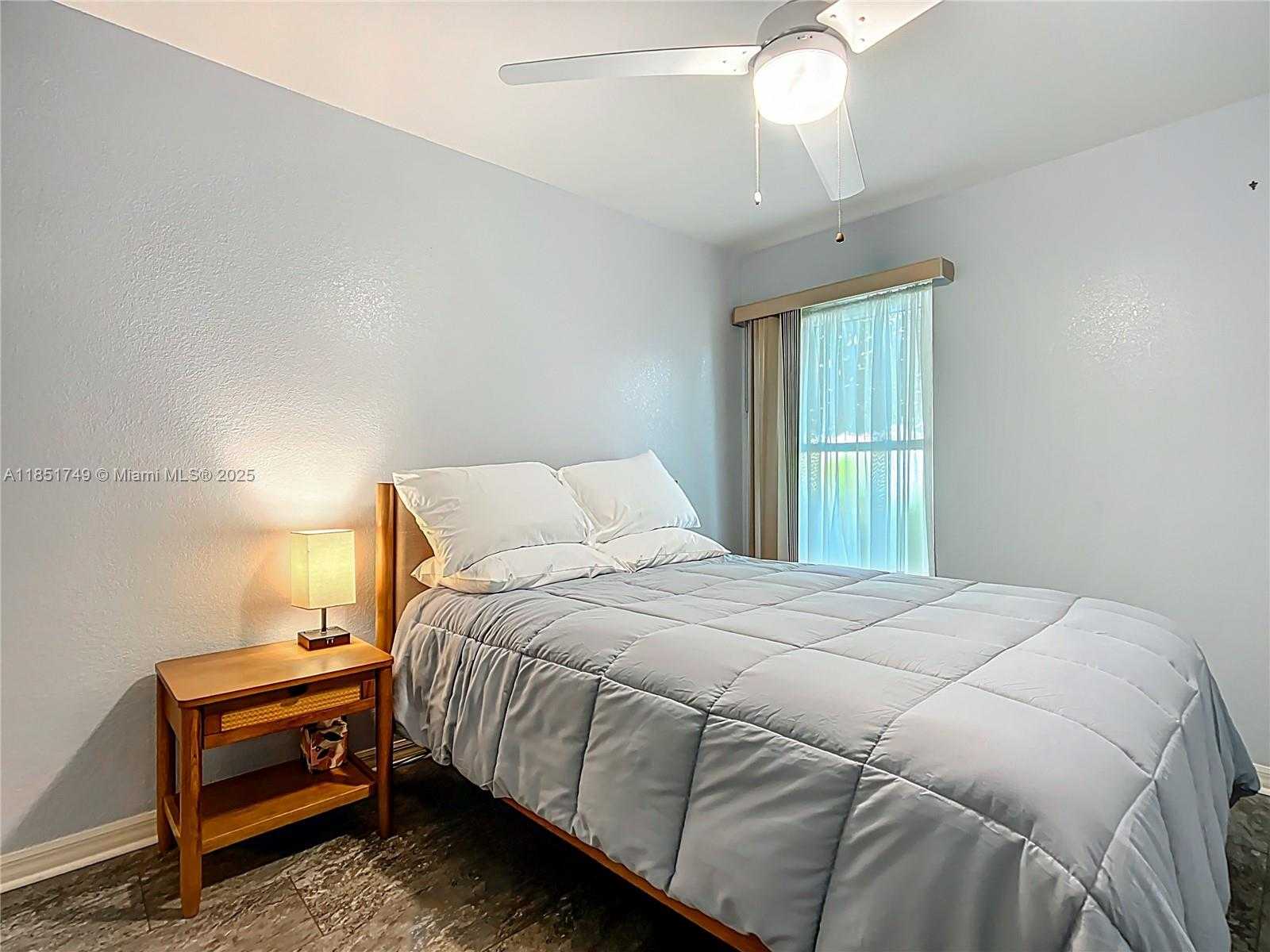 Small Image of 7040 TAMARIND, Lake Wales Number 14