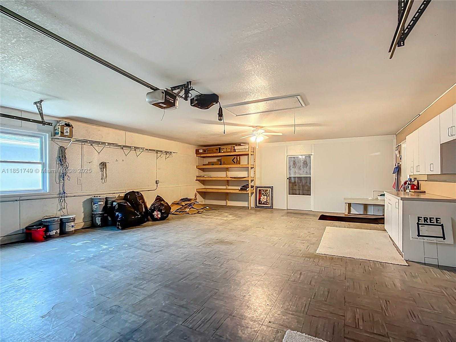 Small Image of 7040 TAMARIND, Lake Wales Number 25