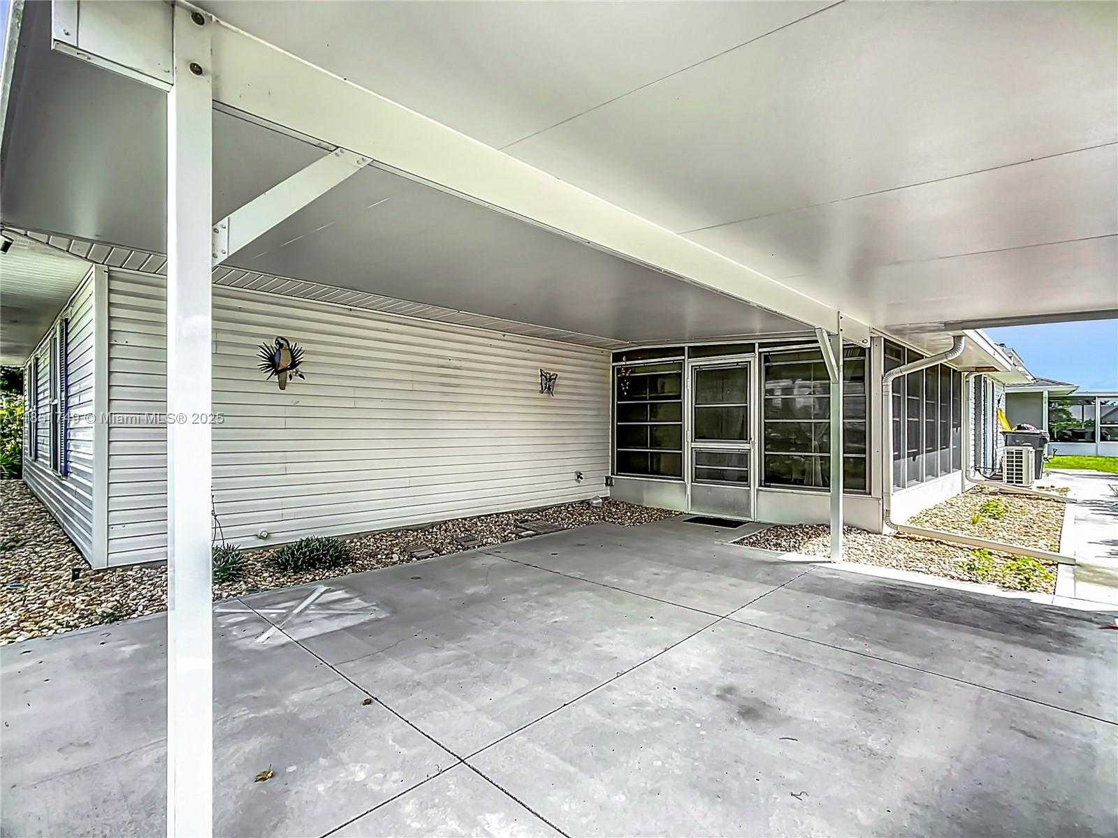 Small Image of 7040 TAMARIND, Lake Wales Number 33