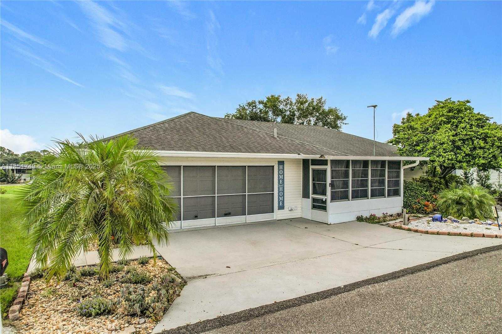 Small Image of 7040 TAMARIND, Lake Wales Number 37