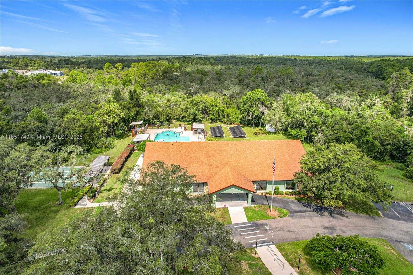 Small Image of 7040 TAMARIND, Lake Wales Number 44