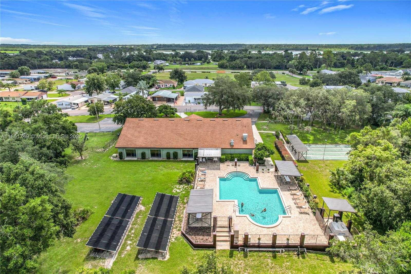 Small Image of 7040 TAMARIND, Lake Wales Number 51