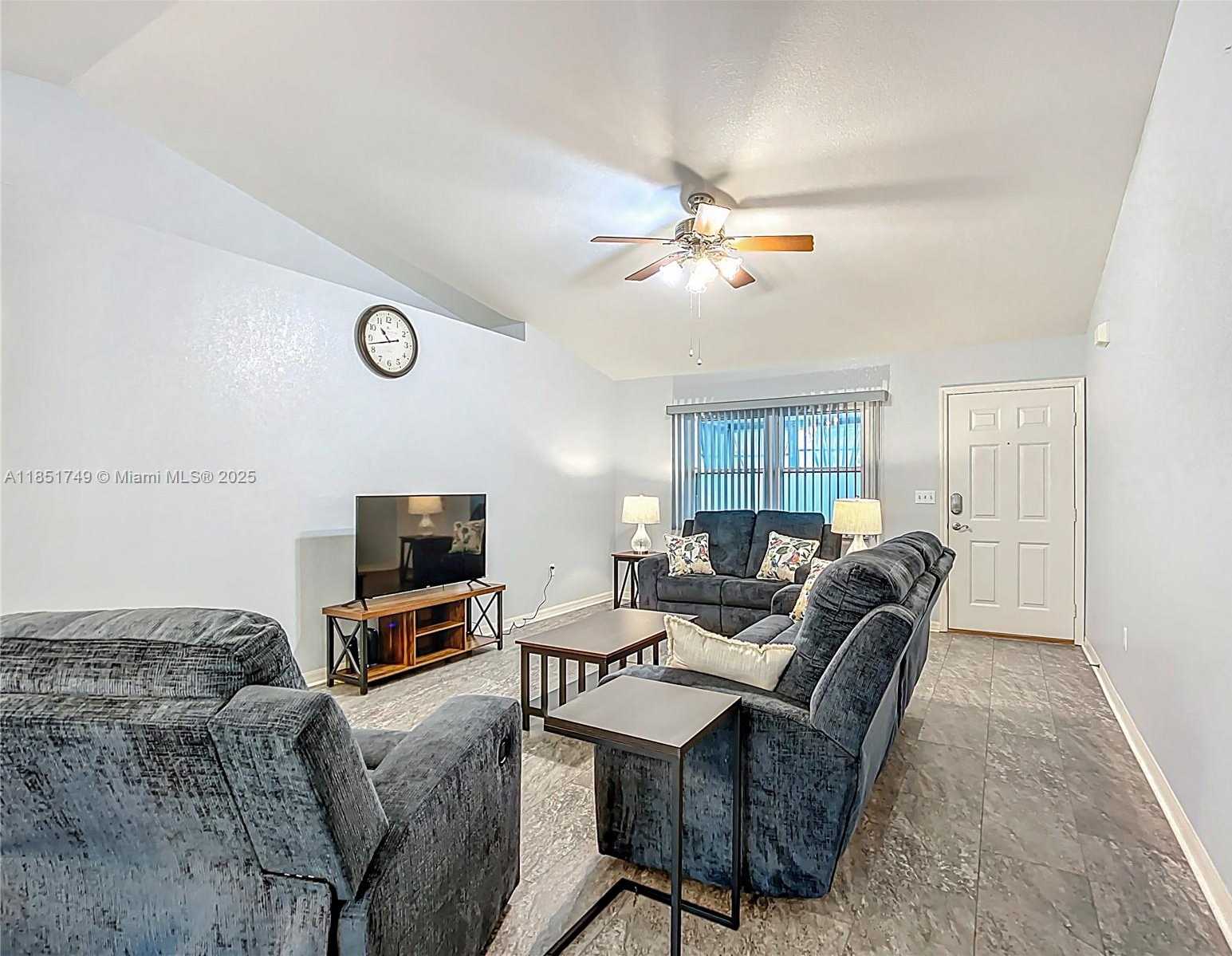 Small Image of 7040 TAMARIND, Lake Wales Number 7