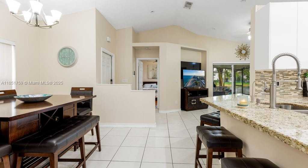 Small Image of 2002 NORTH WEST 184TH WAY, Pembroke Pines Number 4