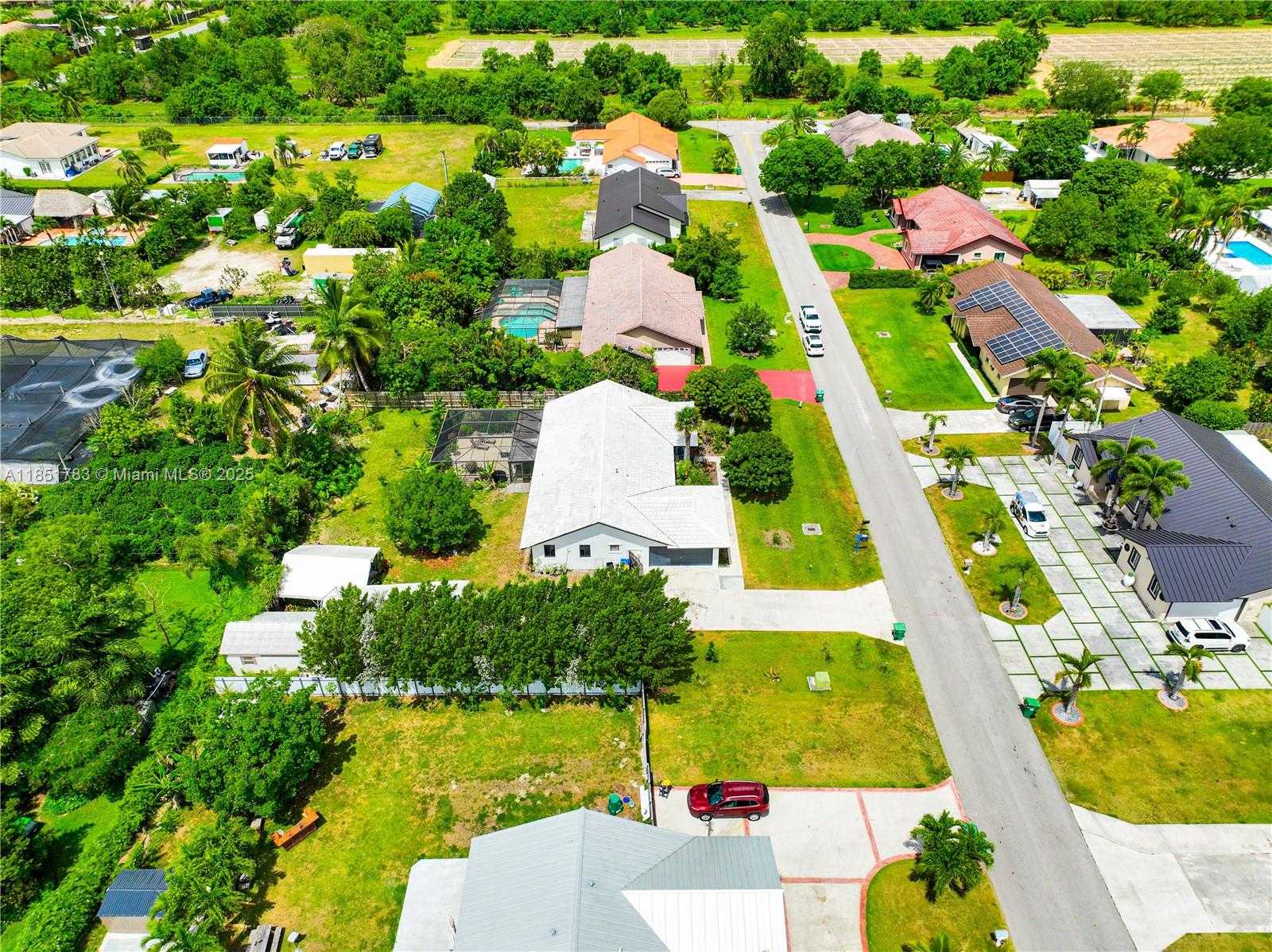 Small Image of 18830 SOUTH WEST 294TH TER, Homestead Number 47