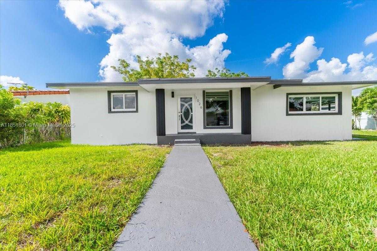 Small Image of 1026 WEST 32ND ST, Hialeah Number 2