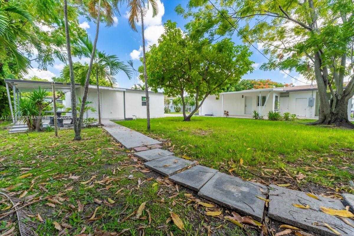 Small Image of 1026 WEST 32ND ST, Hialeah Number 25